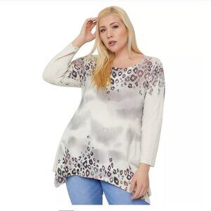 Women's Plus Size Tunic Top, Sublimation Print, 3/4 Sleeve, Shark-Bite Hem